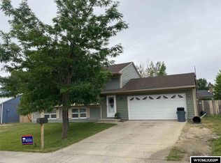 2620 Inverness Blvd, Rawlins, WY 82301