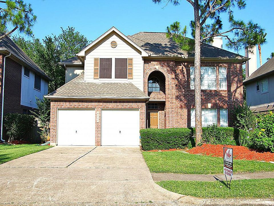 1st image of 4227 Royal Manor Dr