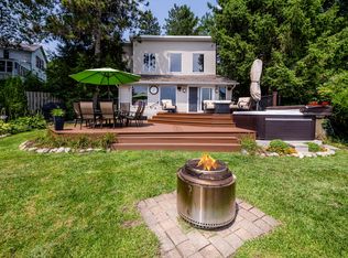 24199 N Shore Dr, Edwardsburg, MI 49112