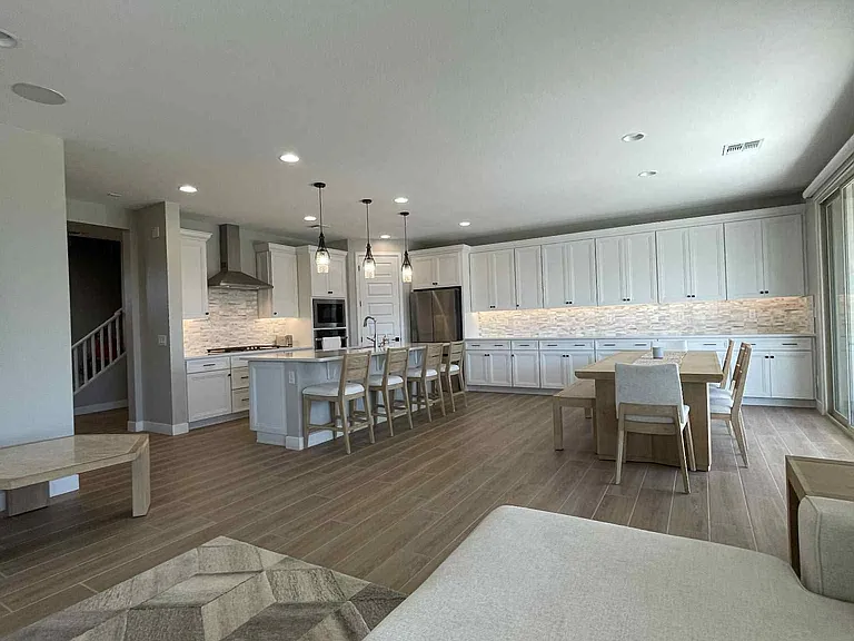 21715 E Lords Way — Photo 25