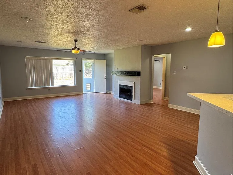 12435 Chalmette St — Photo 11