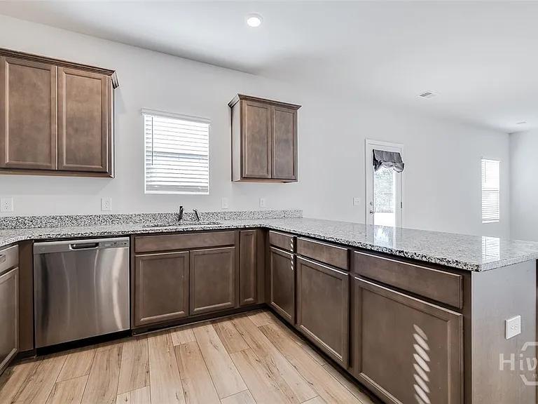 131 Freesia Dr — Photo 15