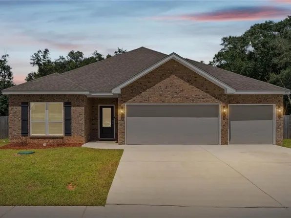 1517 E Redland St, Mobile, AL 36695
