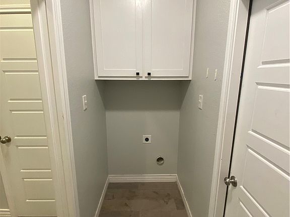 5th image of 7706 Arshan Ln