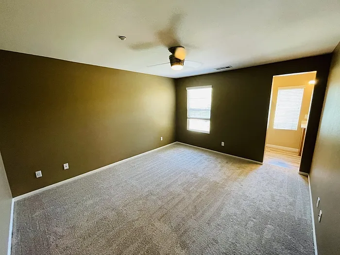 1351 Isabella Way — Photo 22