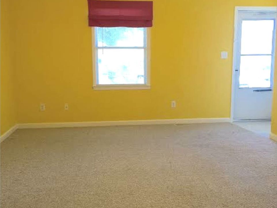 1st image of 3202 Crystal Oaks Ln
