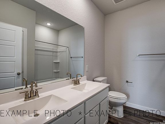 3rd image of 5603 Frederick Bluff