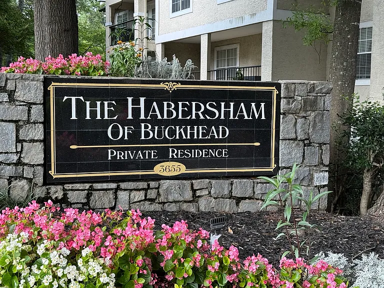 3655 Habersham Rd NE #B-250 — Photo 8