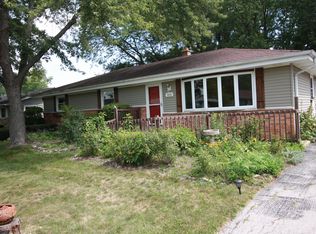 3529 Kingsberry St, Racine, WI 53406
