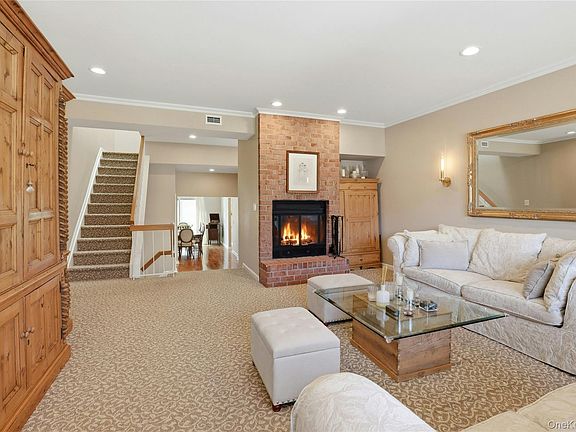 4th image of 78 Hidden Ridge Drive