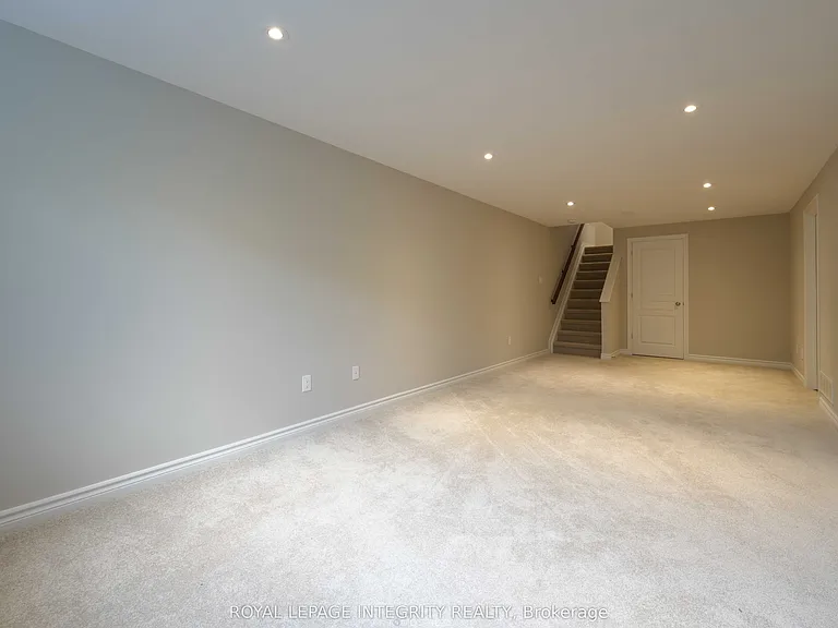 446 Markdale Ter — Photo 40