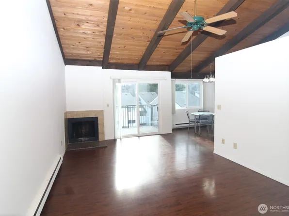 15210 Macadam Rd S APT D304, Tukwila, WA 98188