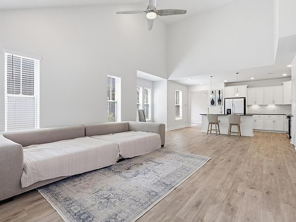 5th image of 110 Doya Ct
