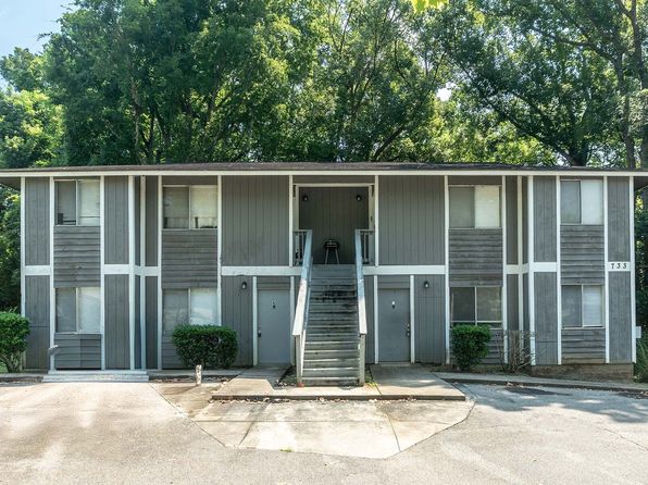 733A Pointe Ct