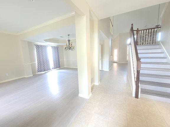 3rd image of 7509 Avalon Dr