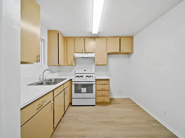 144 Union Pl — Photo 13