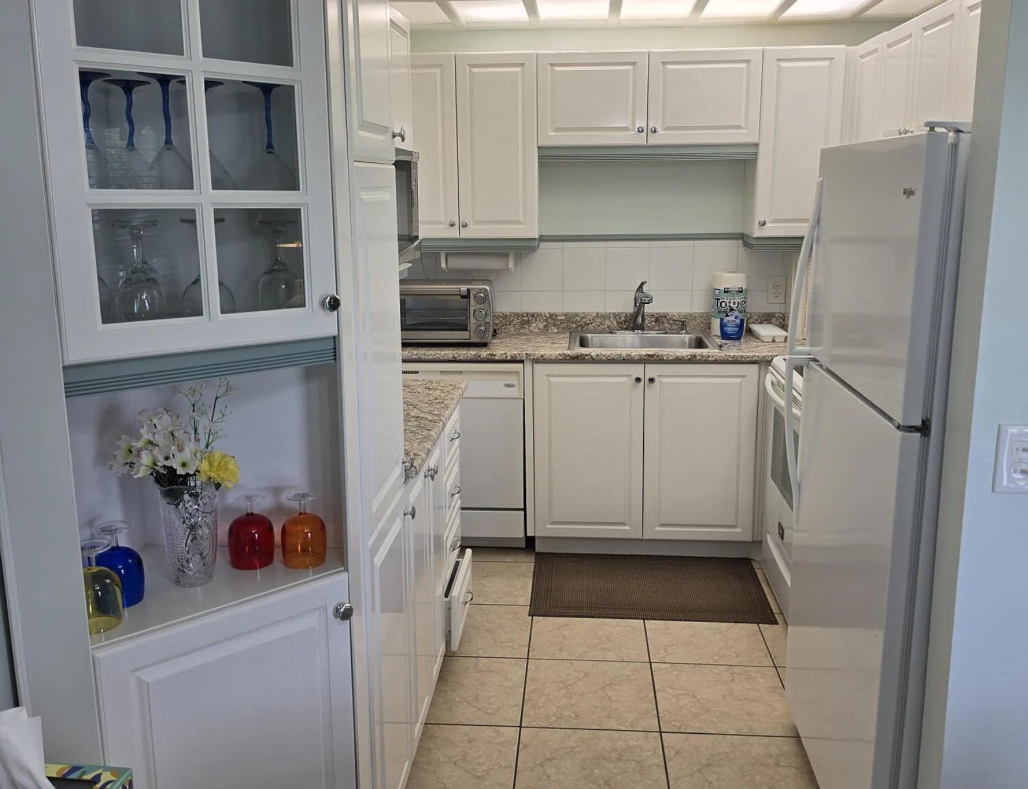 2 bed, 1.5 bath, 820 sqft, $1,850 — Photo 3