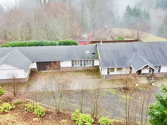 3rd image of 191 Bunting Dr