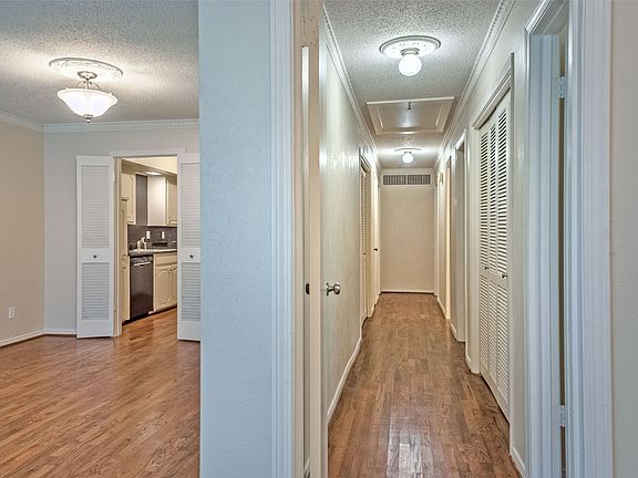 4th image of 6123 Rincon Way