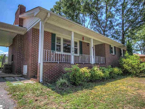 2nd image of 102 Woodfield Dr