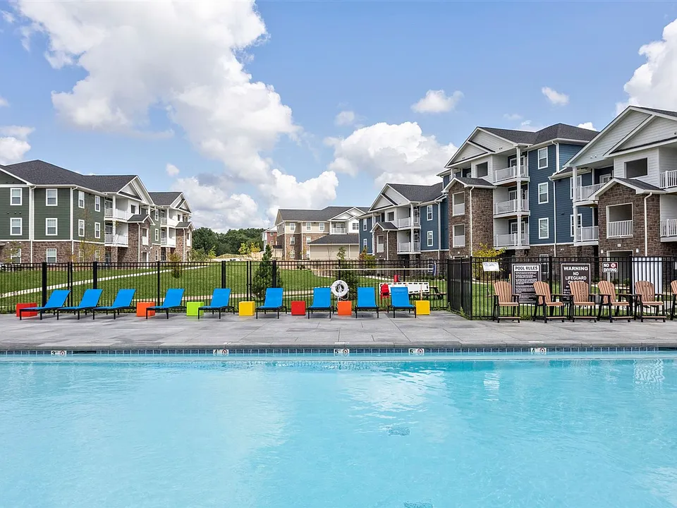 Adams Village Apartments | Specials Available