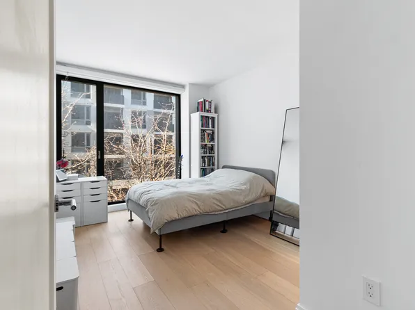 37-14 34th Street image 6 of 24