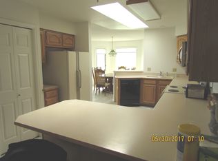1027 S Oak Valley Ln, Pueblo West, CO 81007