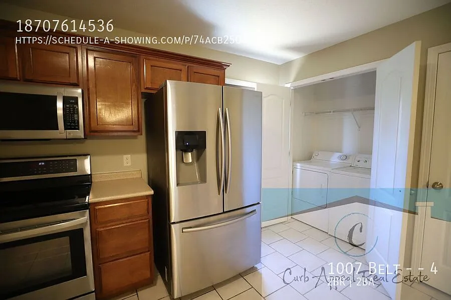 Utilities included!! Internet included!! Spacious 2 bed /2 full bath apt - includes washer/dryer — Photo 1