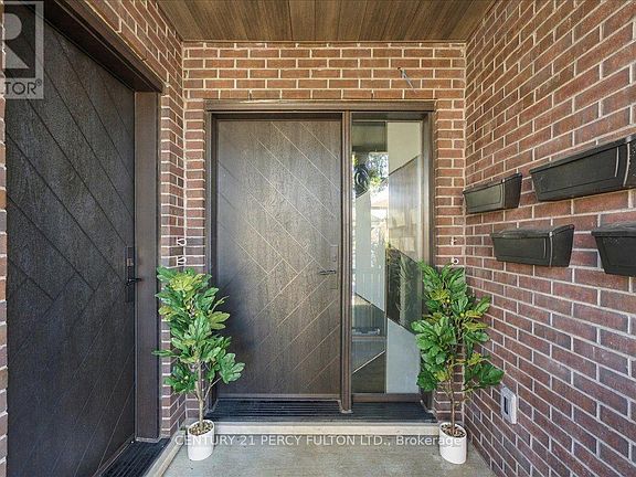 4th image of 113 Hatherley Rd #3