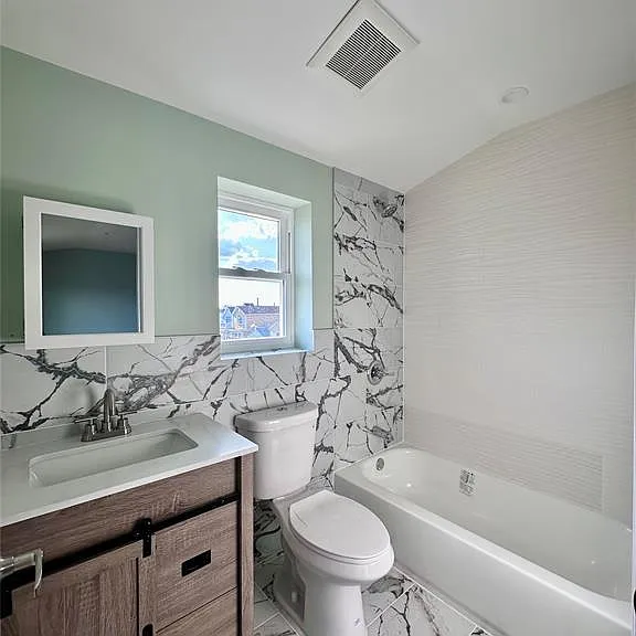 9976 164th Ave — Photo 12