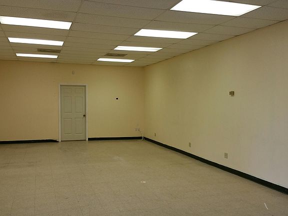 5th image of 9000 N Florida Ave #9000C