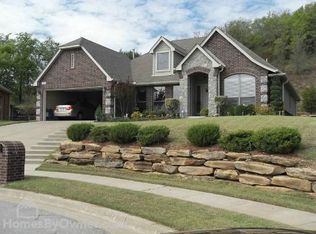 1608 N 5th St E, Broken Arrow, OK 74012