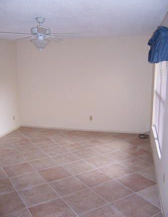 4th image of 870 Park Lake Cir #58