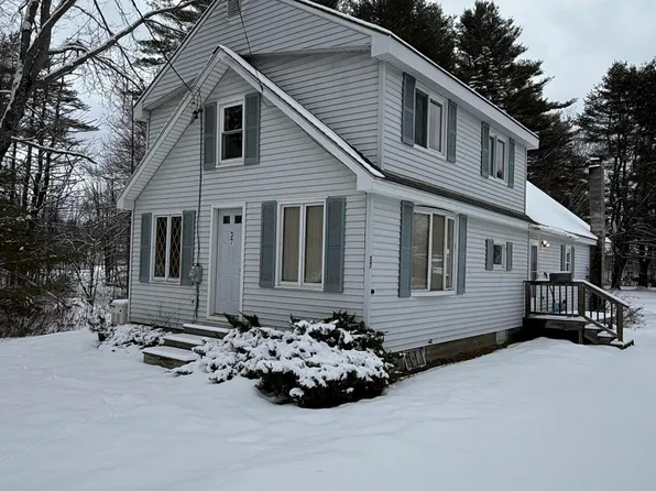 37 Pleasant Street, Milo, ME 04463