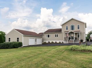1373 Rockfish Rd, Waynesboro, VA 22980