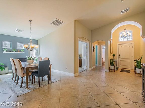 5th image of 105 E Verde Way