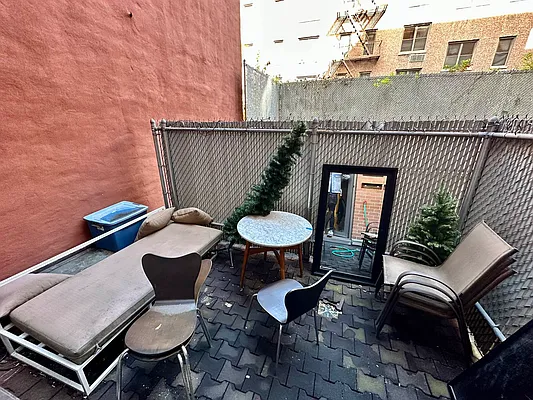 Rented by Addison Property Group | media 12