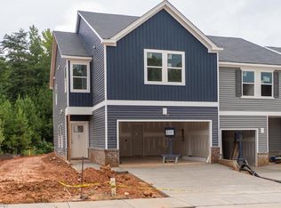 1003 Winding Spring Dr, Mebane, NC 27302