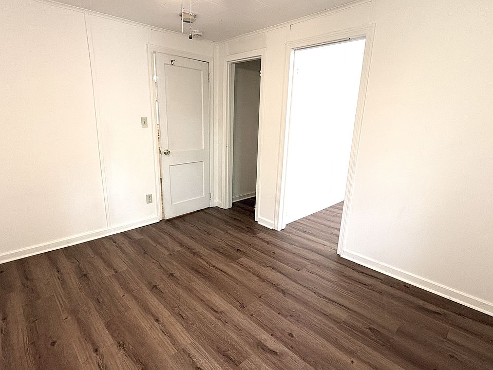 Bedroom, with door to closet and office off of the bedroom