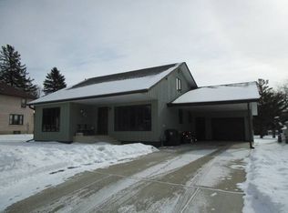 1210 6th Ave, Mountain Lake, MN 56159
