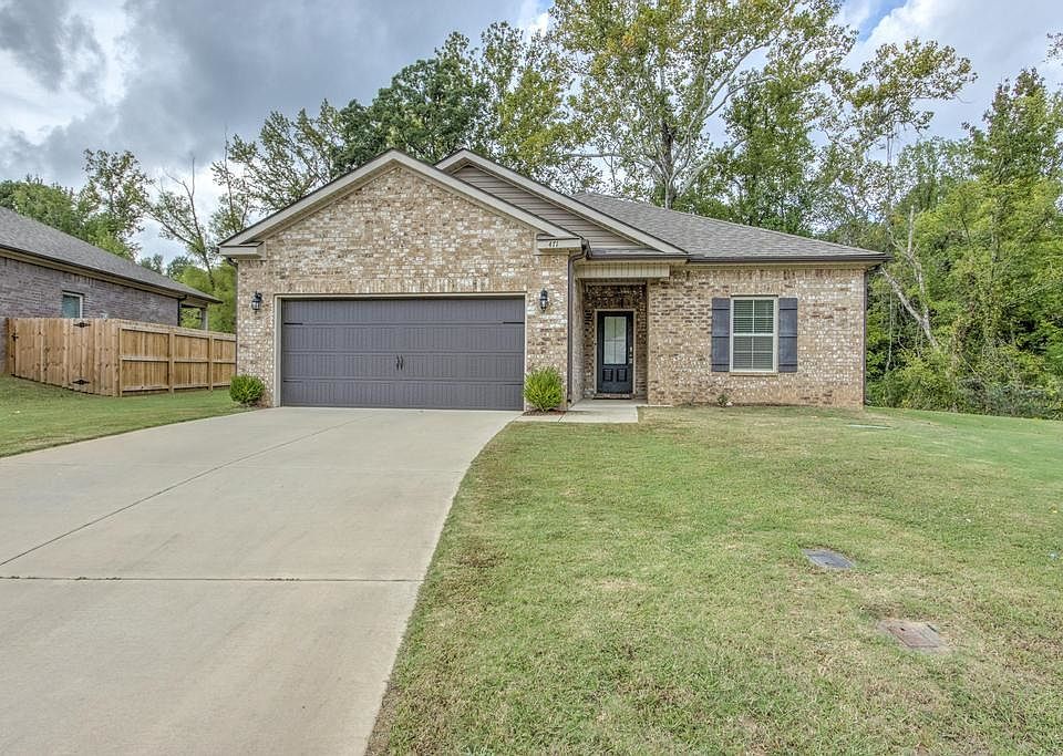 1st image of 471 Vivian Way