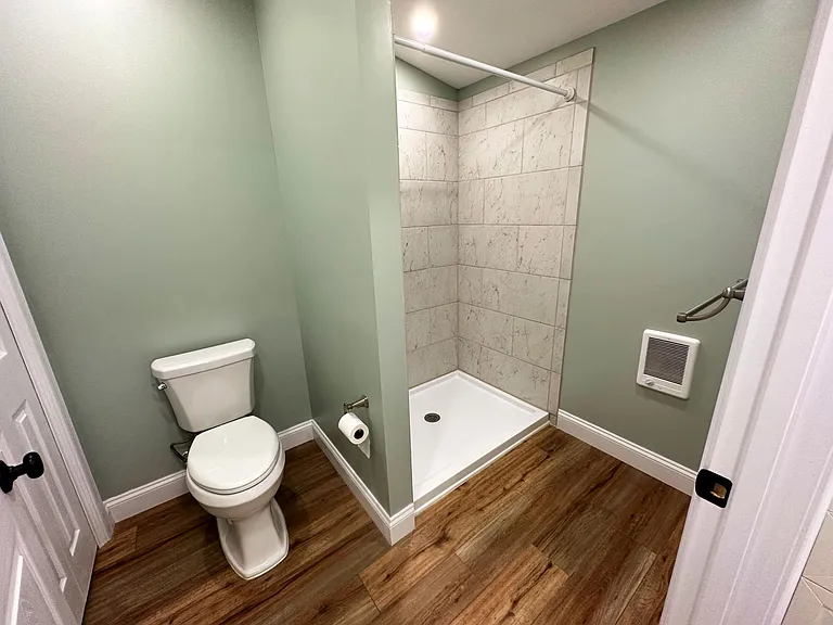 409 N Augusta St #A — Photo 37