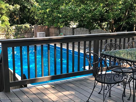 5th image of 2556 Constance Dr