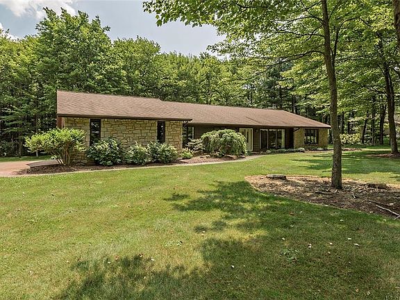 2nd image of 10235 Sawmill Dr