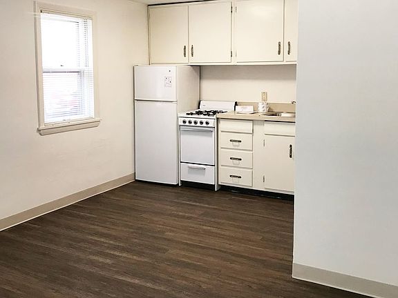 5th image of 307 S State St #4