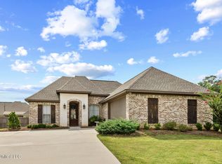 605 Hartwood Ct, Pearl, MS 39208