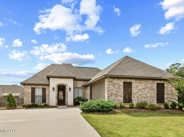 605 Hartwood Ct, Pearl, MS 39208