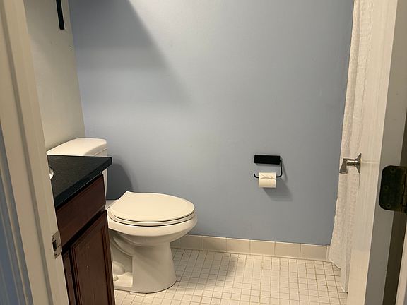 4th image of 3540 Hennepin Ave APT 213
