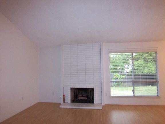 2nd image of 16707 Palmero Dr