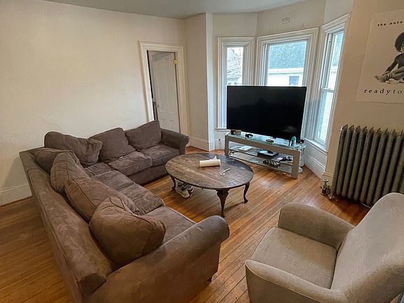 5th image of 76 Curtis St #2JR